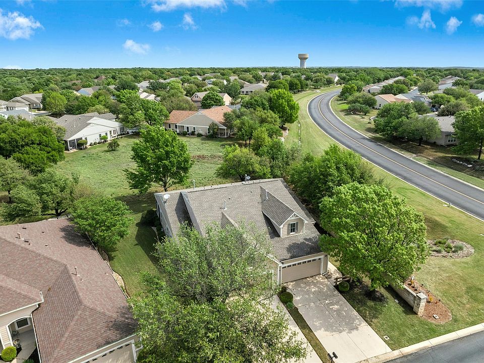 1st image of 104 Honey Creek Trl