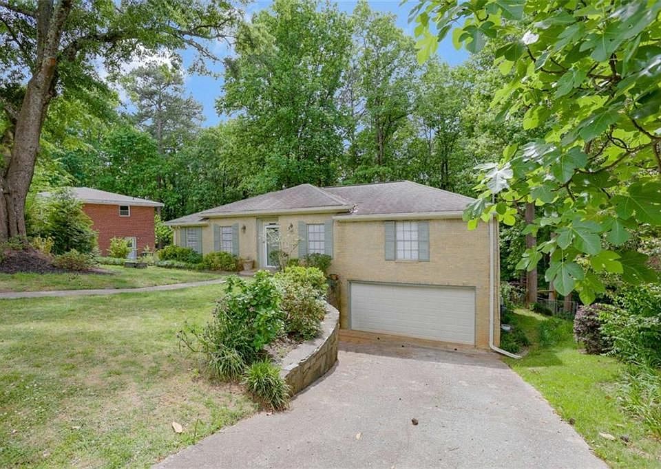 1st image of 3211 Flamingo Dr