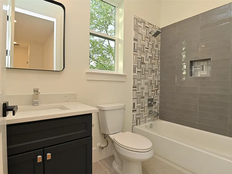 1733 Du Barry Ln — Photo 37