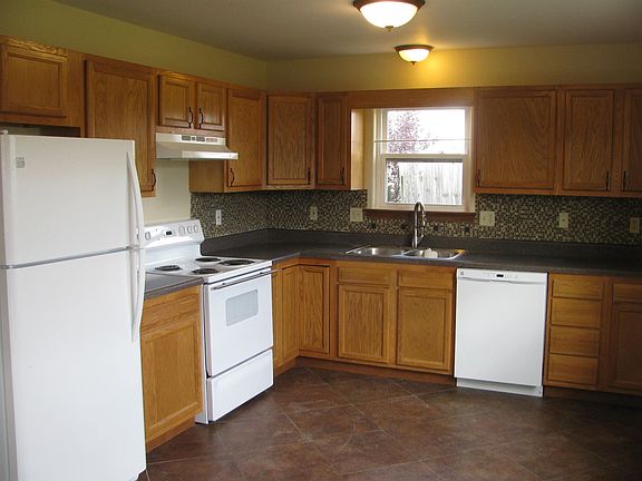 2nd image of 514 Freds Ct