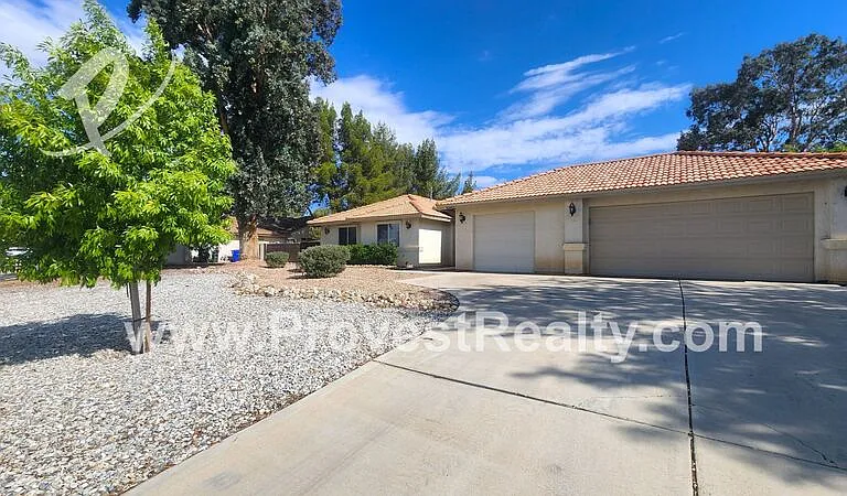 20403 Ochoa Rd — Photo 3