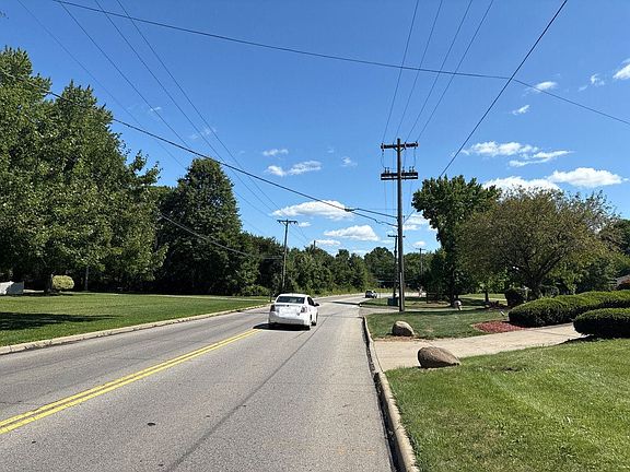 4th image of 1284 North Rd SE