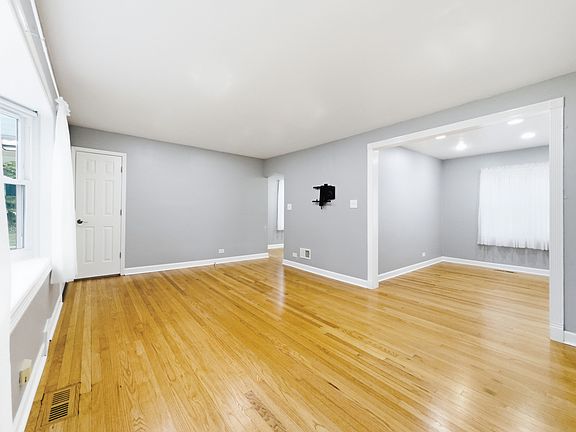 5th image of 8022 Central Ave