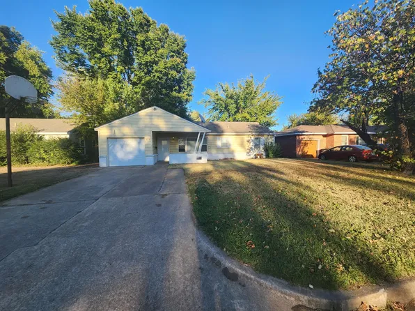324 SE Queenstown Ave, Bartlesville, OK 74006