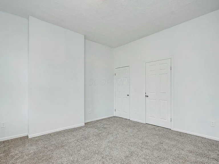 683 S Champion Ave #683 — Photo 15