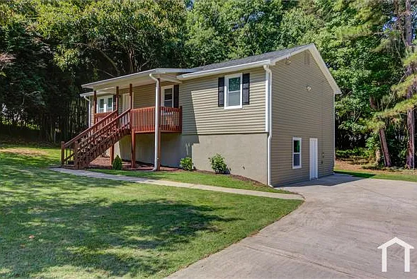 1381 Timbercrest Dr