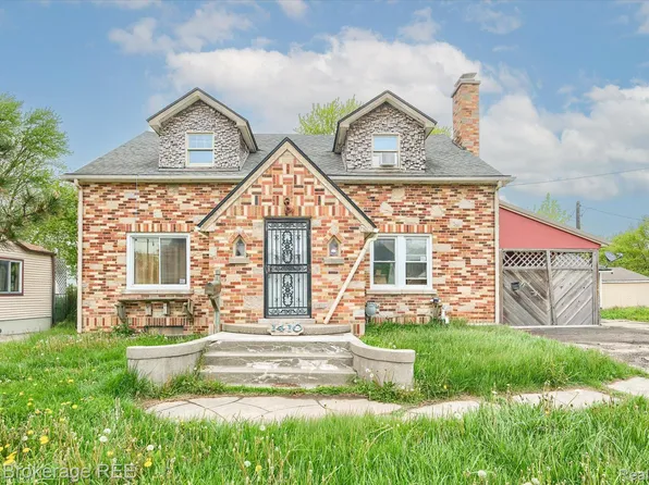 1410 W Atherton Rd, Flint, MI 48507