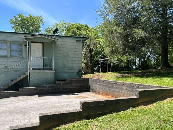 110 Guinn St, Ducktown, TN 37317