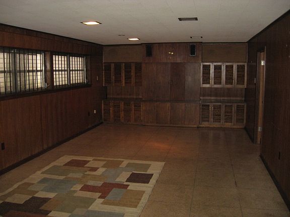 5th image of 7322 Willow St