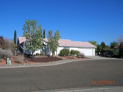 Different view of home in culdesac