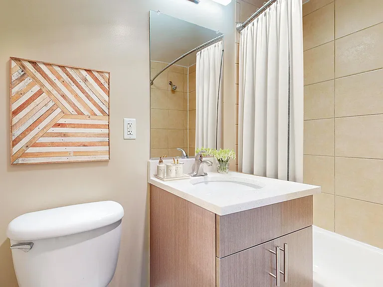 The Whitmore — Photo 15