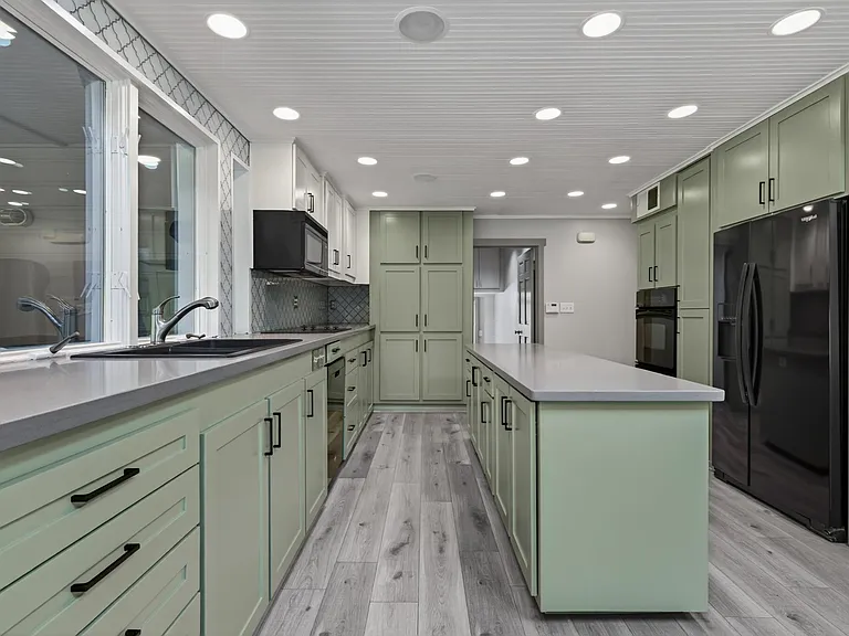 4301 Hyridge Dr — Photo 12