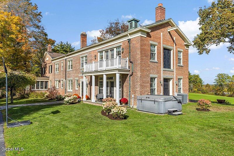 3rd image of 83 Bullock Road