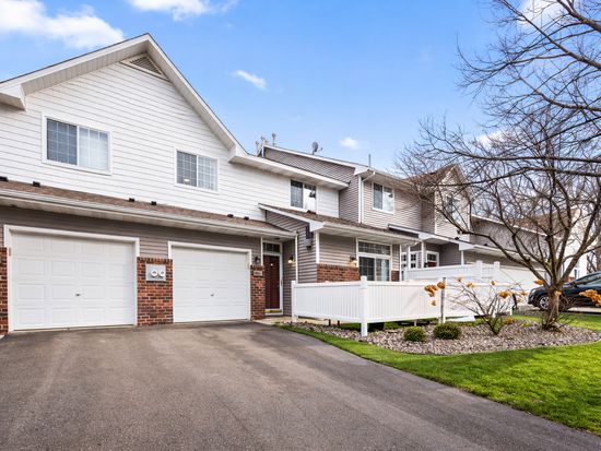 8411 Kimball Dr, Eden Prairie, MN 55347
