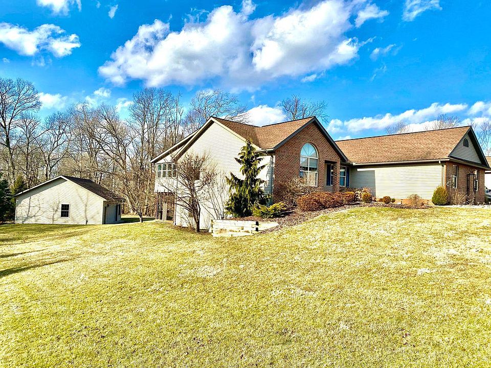 1st image of 320 Hickory Way