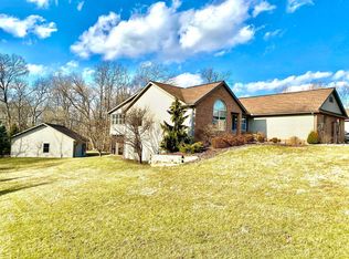 320 Hickory Way, Thornville, OH 43076