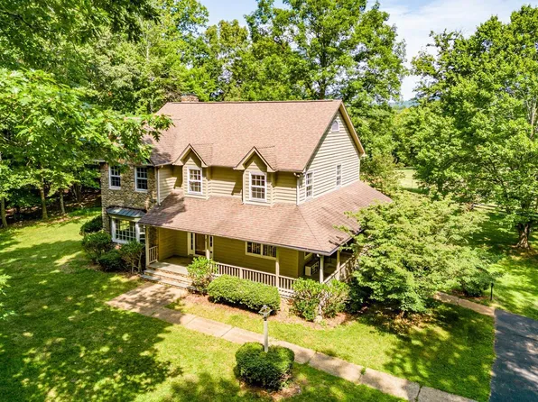 197 Mill Lane Rd, Lynchburg, VA 24503
