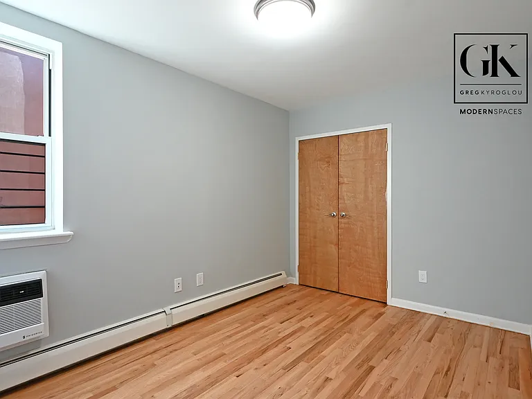 25-24 45th St #2 — Photo 10