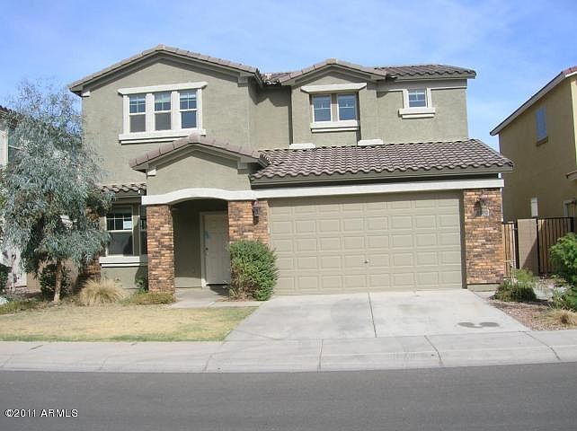 1st image of 3570 E Longhorn St