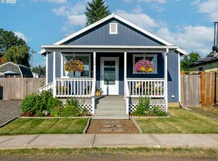 348 NW Wade St, Estacada, OR 97023