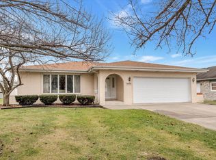 19701 S Schoolhouse Rd, Mokena, IL 60448