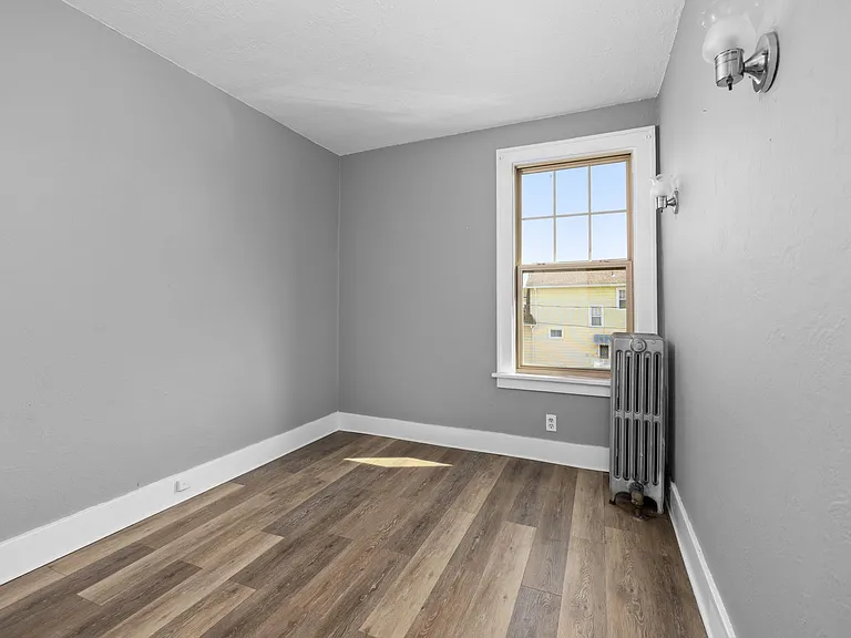 Colvin View Apartments — Photo 20