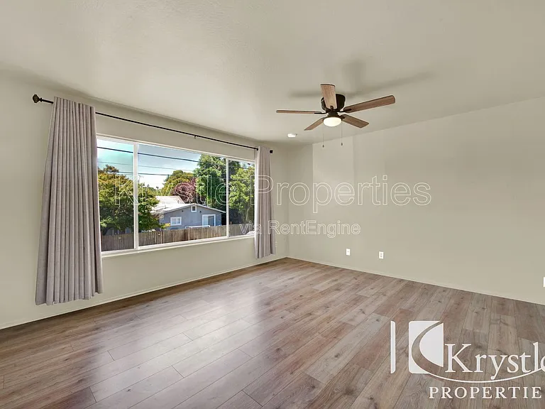 98 Springs Rd — Photo 9