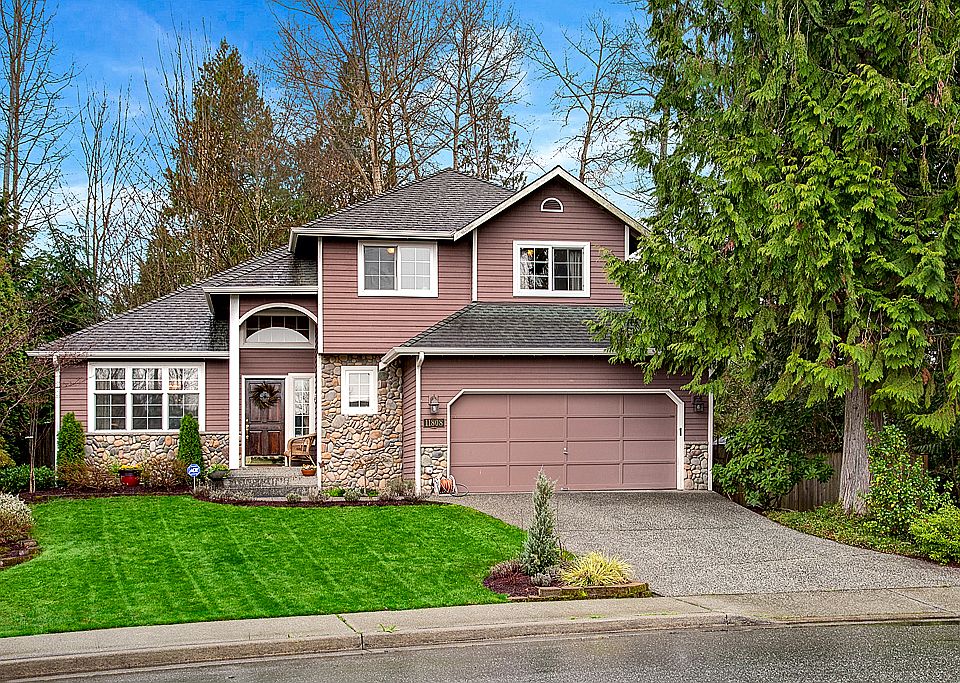 1st image of 11808 Meridian Pl NE