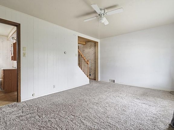 2nd image of 551 Farnsworth Ave
