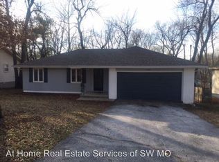 3749 S Mentor Ave, Springfield, MO 65804