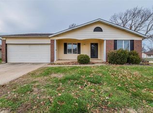15527 Fox Plains Dr, Florissant, MO