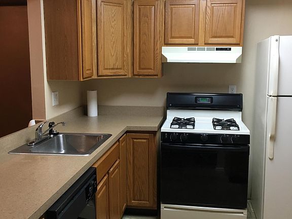 Brightly lit kitchen for your cooking needs