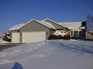 2406 10th St NW, Austin, MN 55912