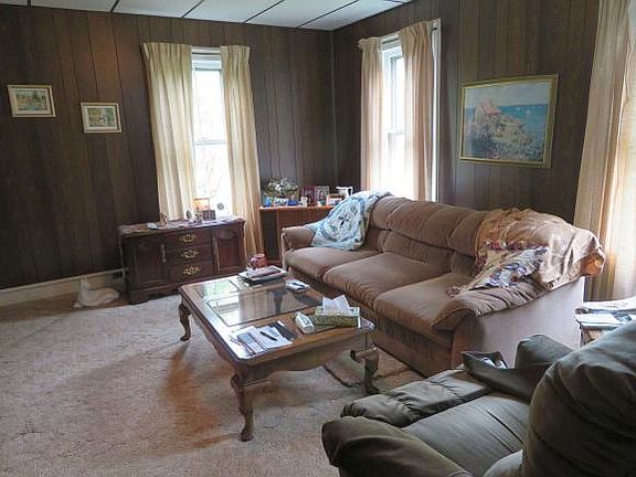2nd image of 29 Pleasant Ave