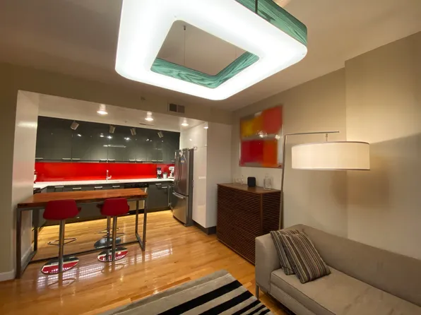 3900 14th St NW APT 301, Washington, DC 20011