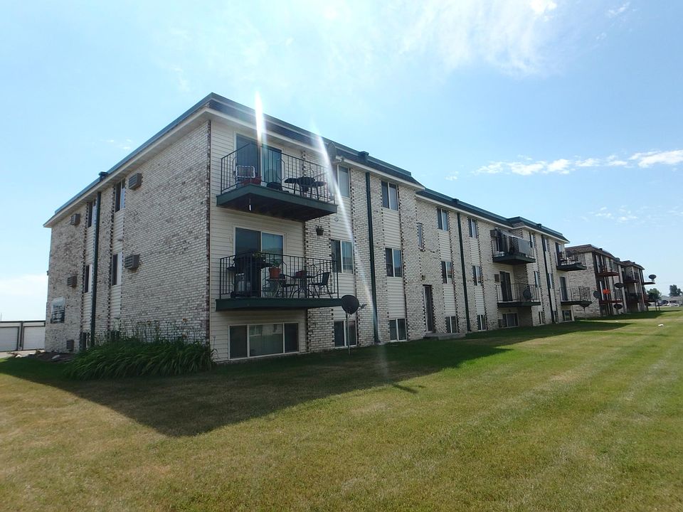 1st image of 2415 4th Ave N APT 3