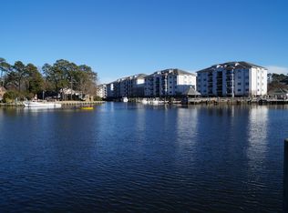 1284 Laskin Rd APT 301, Virginia Beach, VA 23451