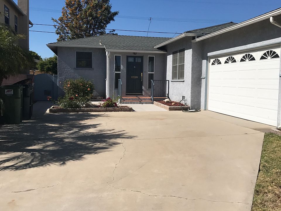 Great Neighborhood-Hollyglen