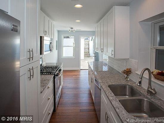 Complete renovated kitchen - new appliances (2016), marble c