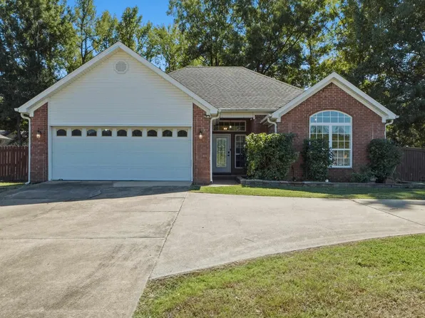 27 Magness Creek Dr, Cabot, AR 72023