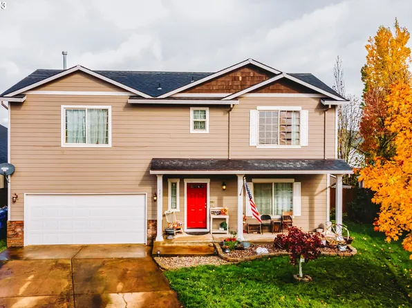 675 Shenandoah Dr, Molalla, OR 97038