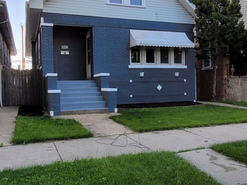 1st image of 5128 W Drummond Pl