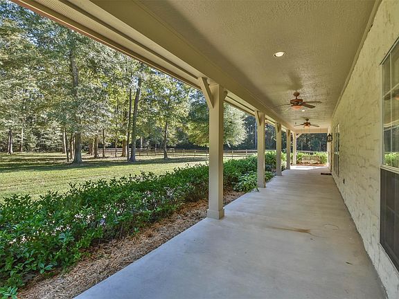 3rd image of 23846 Northcrest Trl