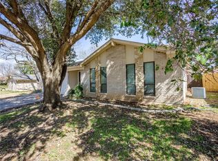 2704 Deeplake Ct, Irving, TX 75060