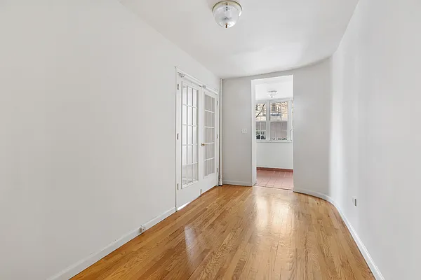 Rented by The Agency | media 4