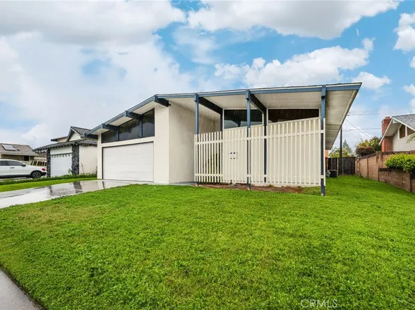 10592 Pamela St, Cypress, CA 90630