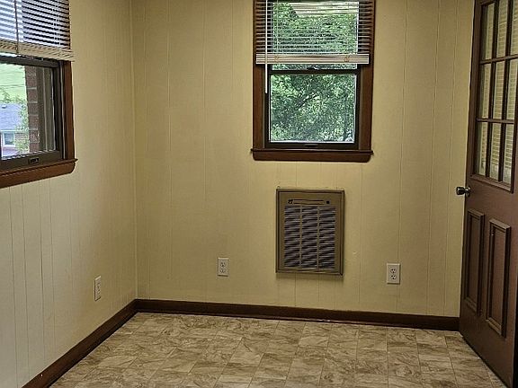 5th image of 464 Adwolfe Rd