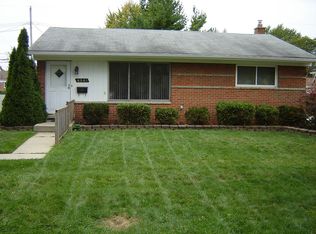 6541 Hubbard St, Garden City, MI 48135