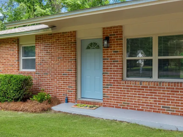 82 Marie Cir, Crawfordville, FL 32327