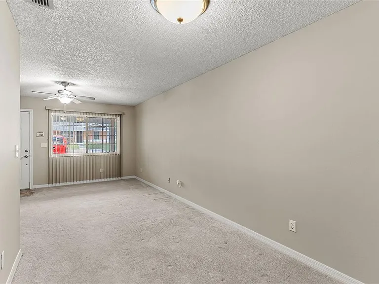 1022 Disston Ave — Photo 5